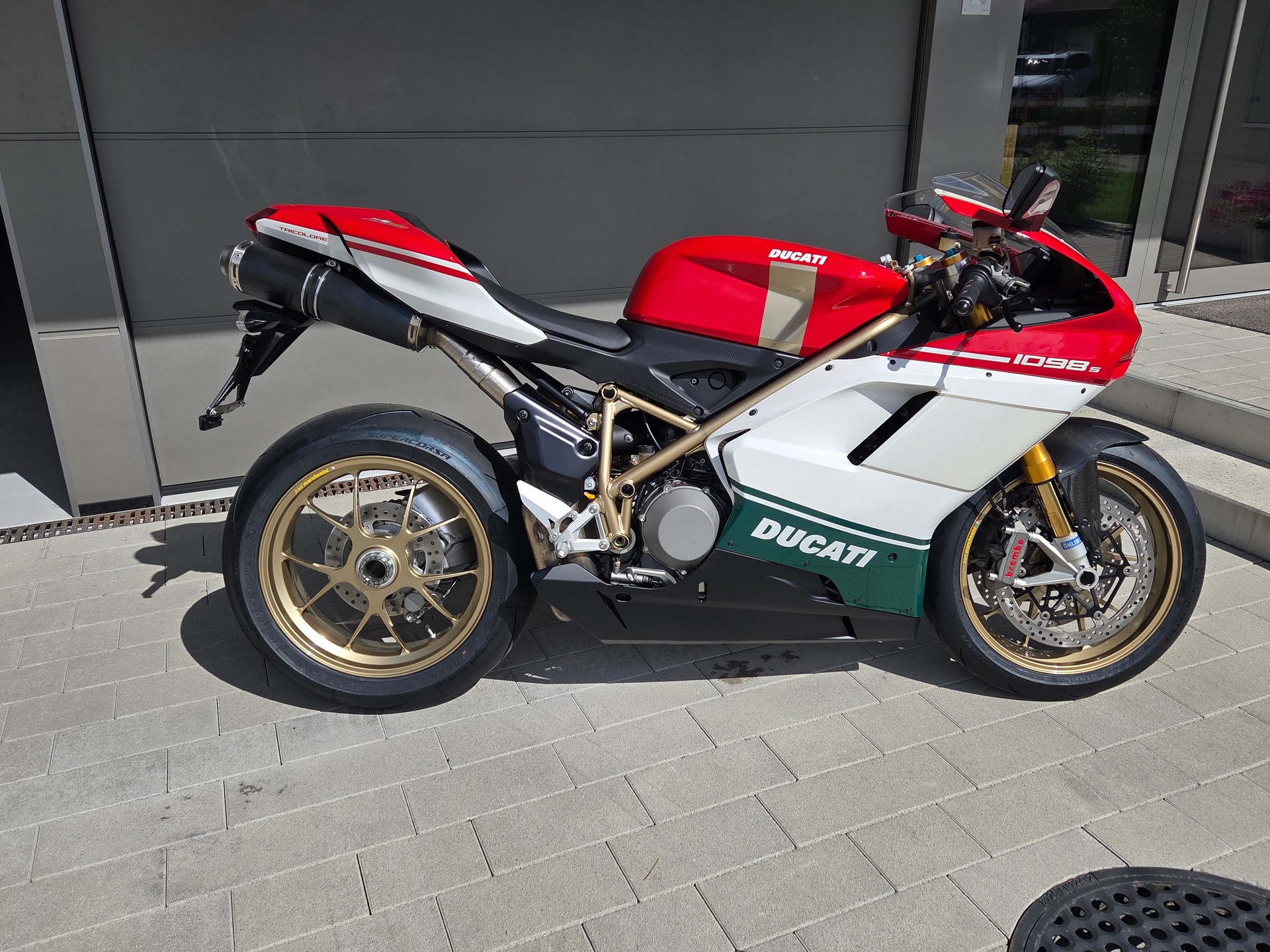 DUCATI Tricolore S-image-0