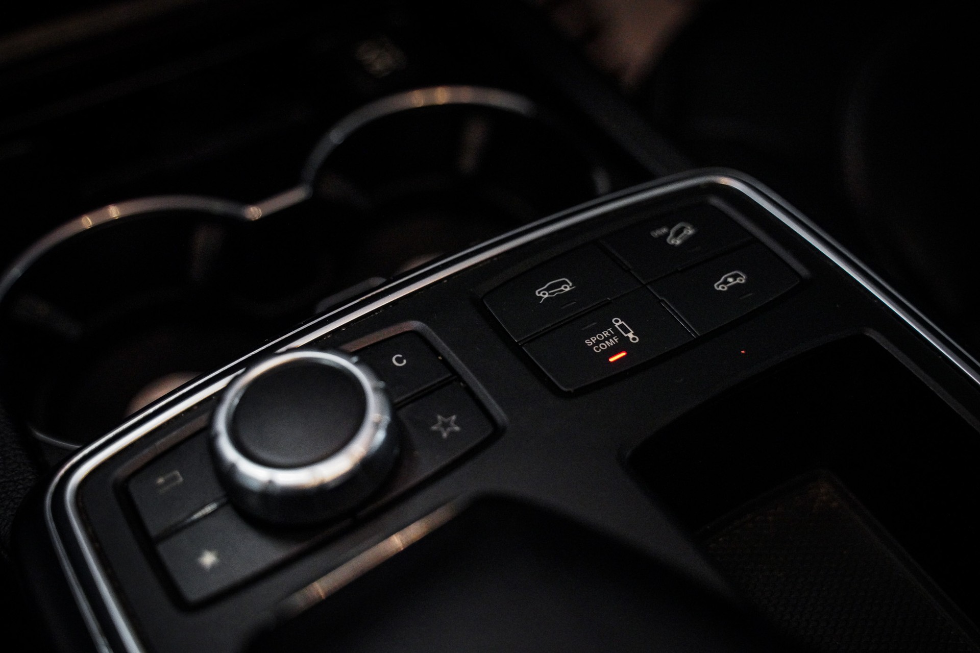 MERCEDES-BENZ ML 350 CDI BlueTec-image-11