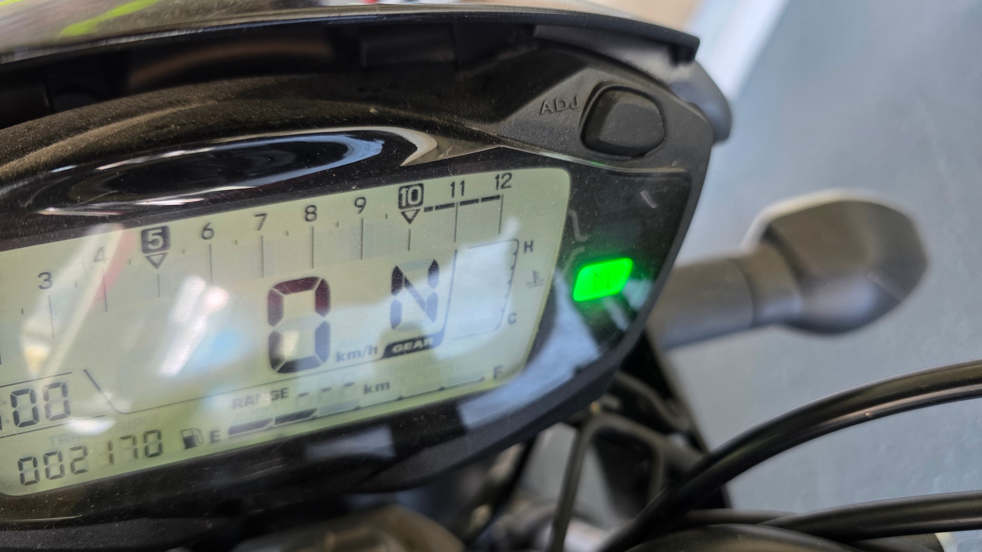 SUZUKI SV 650 XA ABS L8-image-8
