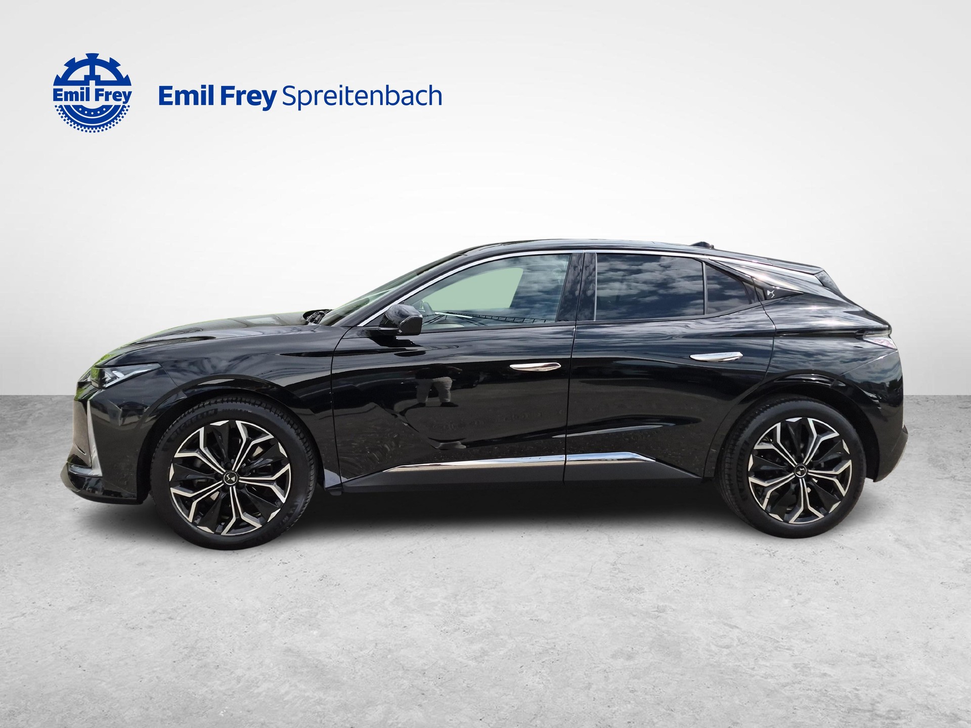 DS AUTOMOBILES 4 1.6 PureTech Rivoli-showroom-element-1