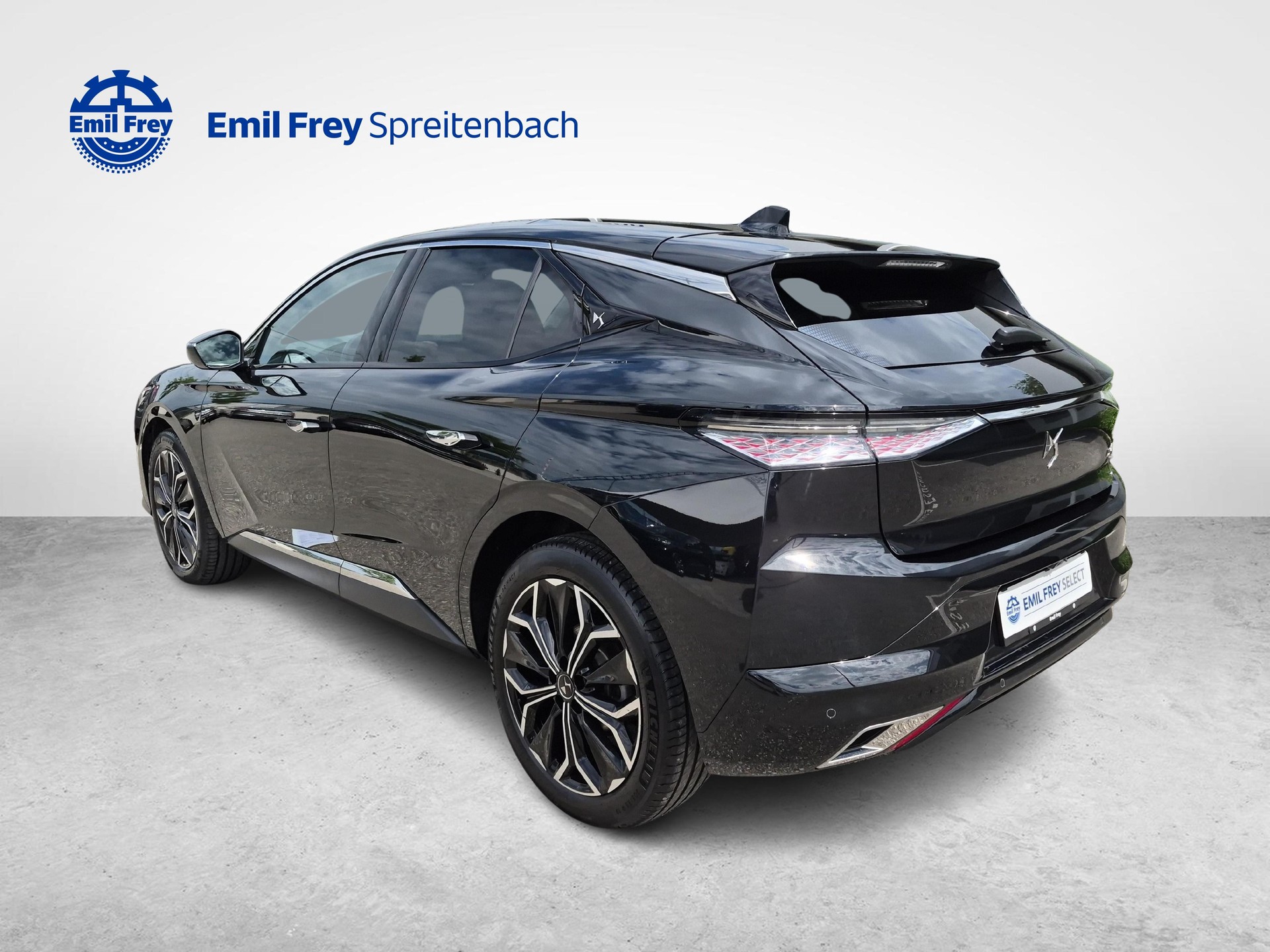 DS AUTOMOBILES 4 1.6 PureTech Rivoli-showroom-element-2