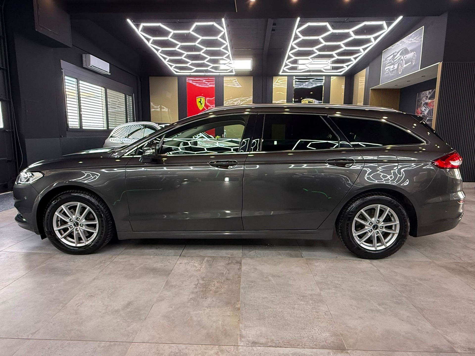FORD Mondeo 2.0 TDCi Titanium PowerShift-image-7