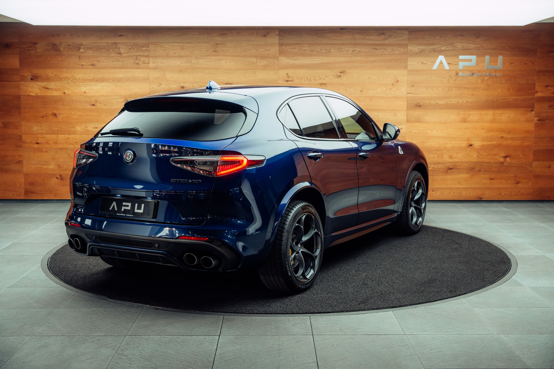 ALFA ROMEO Stelvio 2.9 V6 Quadrifoglio Q4 Automatic-showroom-element-1