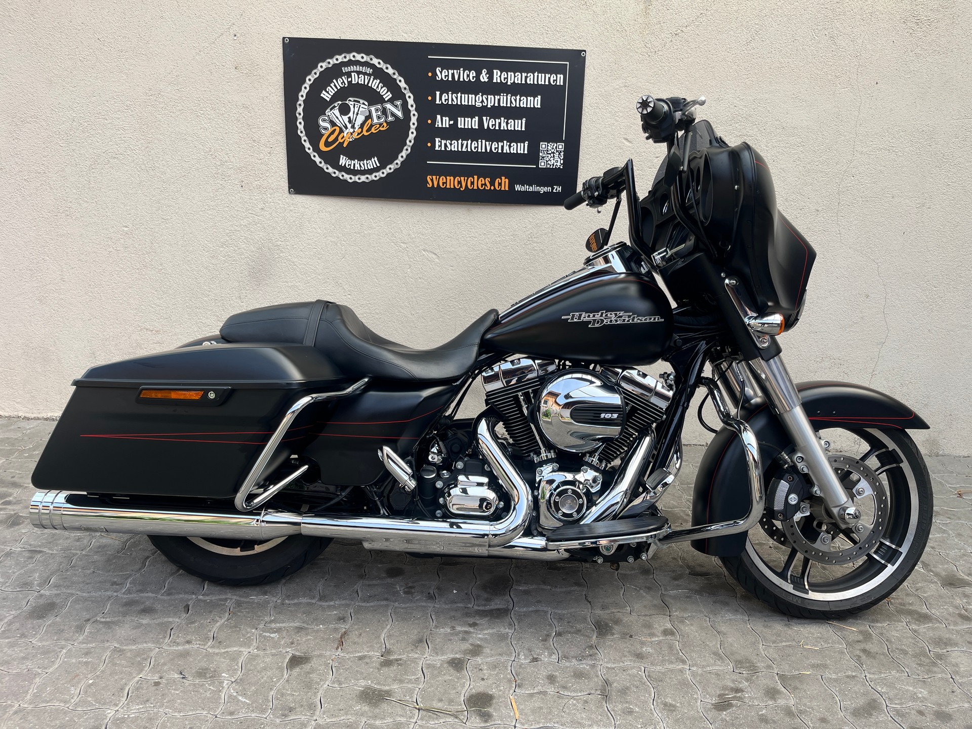 HARLEY-DAVIDSON FLHXS Street Glide Special ABS-image-0
