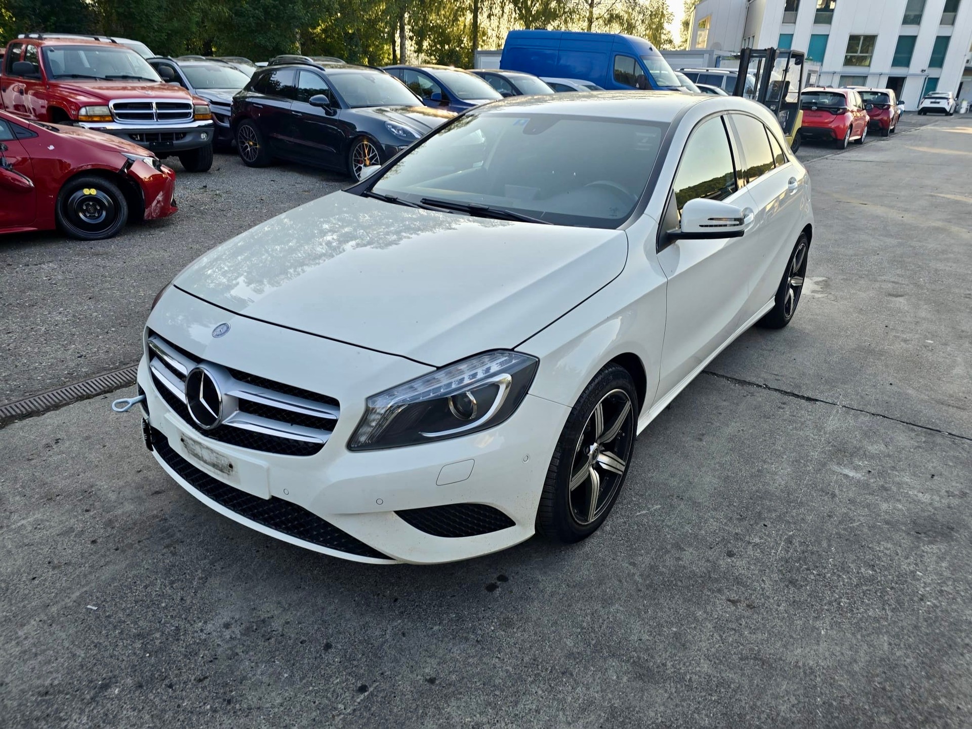 MERCEDES-BENZ A 180 Style 7G-DCT