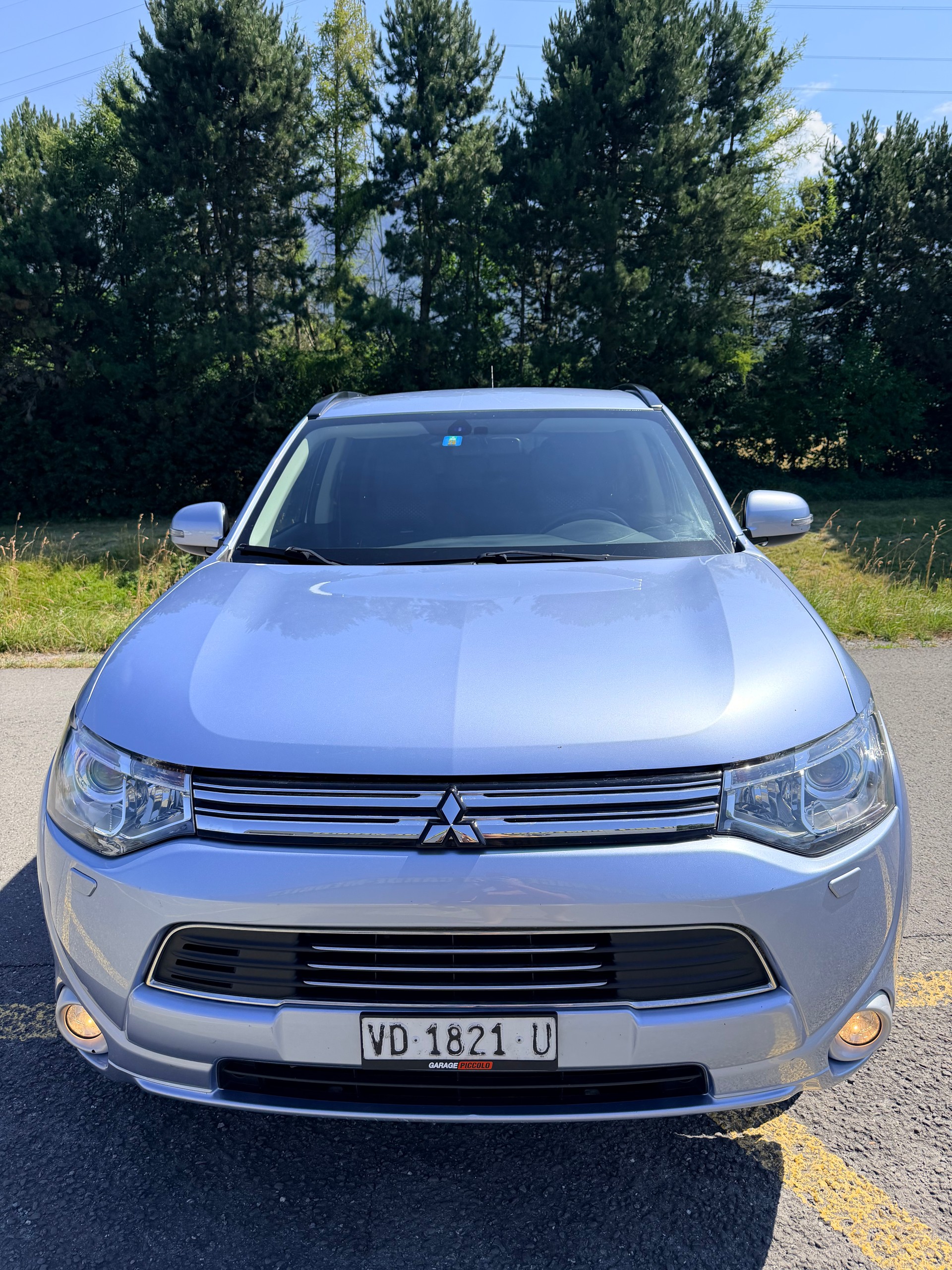MITSUBISHI Outlander 2.0 PHEV Intense-image-1