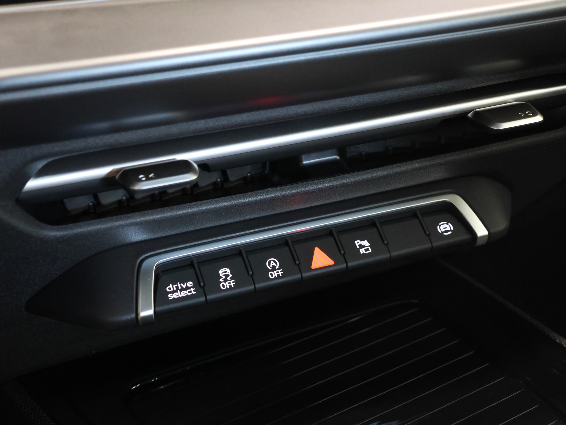 AUDI Q3 Sportback TFSI quattro 150 kW S tronic *Rückfahrkamera* *Sitzheizung* *Modernes Cockpit*-image-23