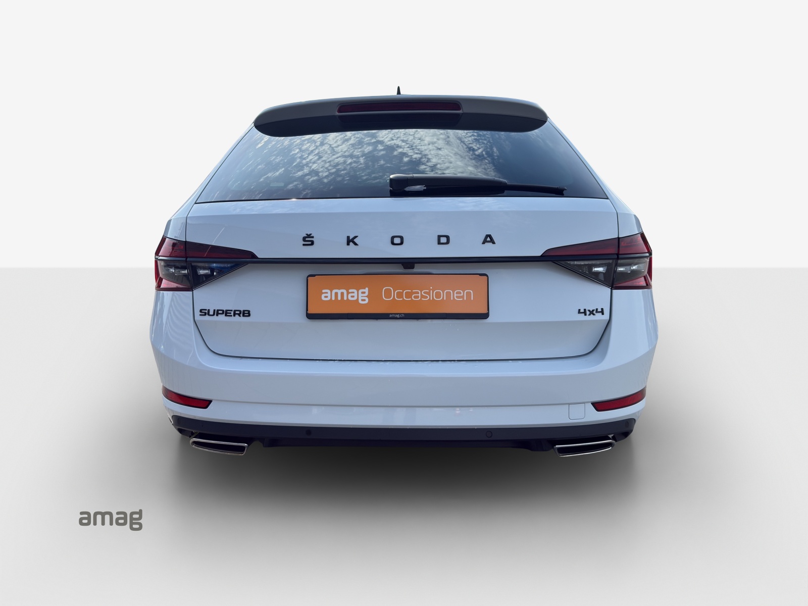 SKODA Superb Combi 2.0 TSI SportLine 4x4 DSG-showroom-element-3