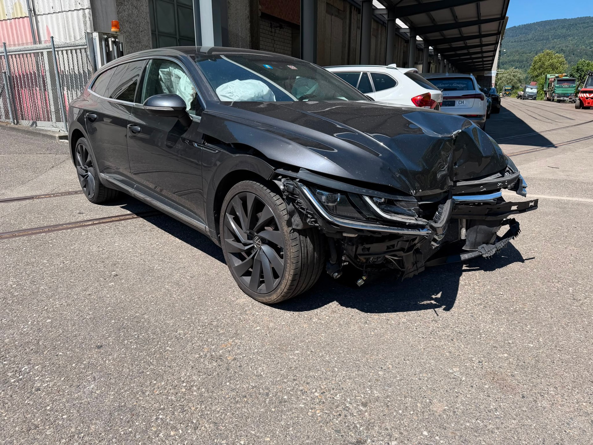VW Arteon SB 2.0 TDI R-Line 4Motion DSG-showroom-element-1