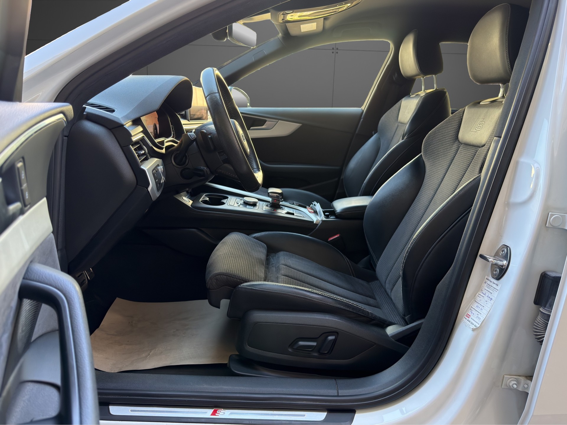 AUDI A4 Avant 40 TDI S Line quattro S-tronic Ab MFK&Garantie-image-10