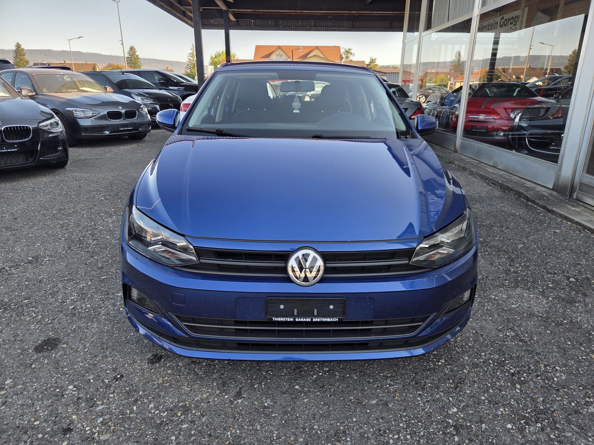 VW Polo 1.0 BMT Trendline-showroom-element-1