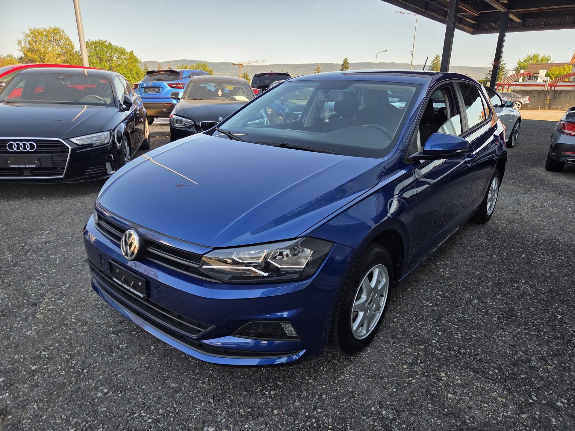 VW Polo 1.0 BMT Trendline-showroom-element-2