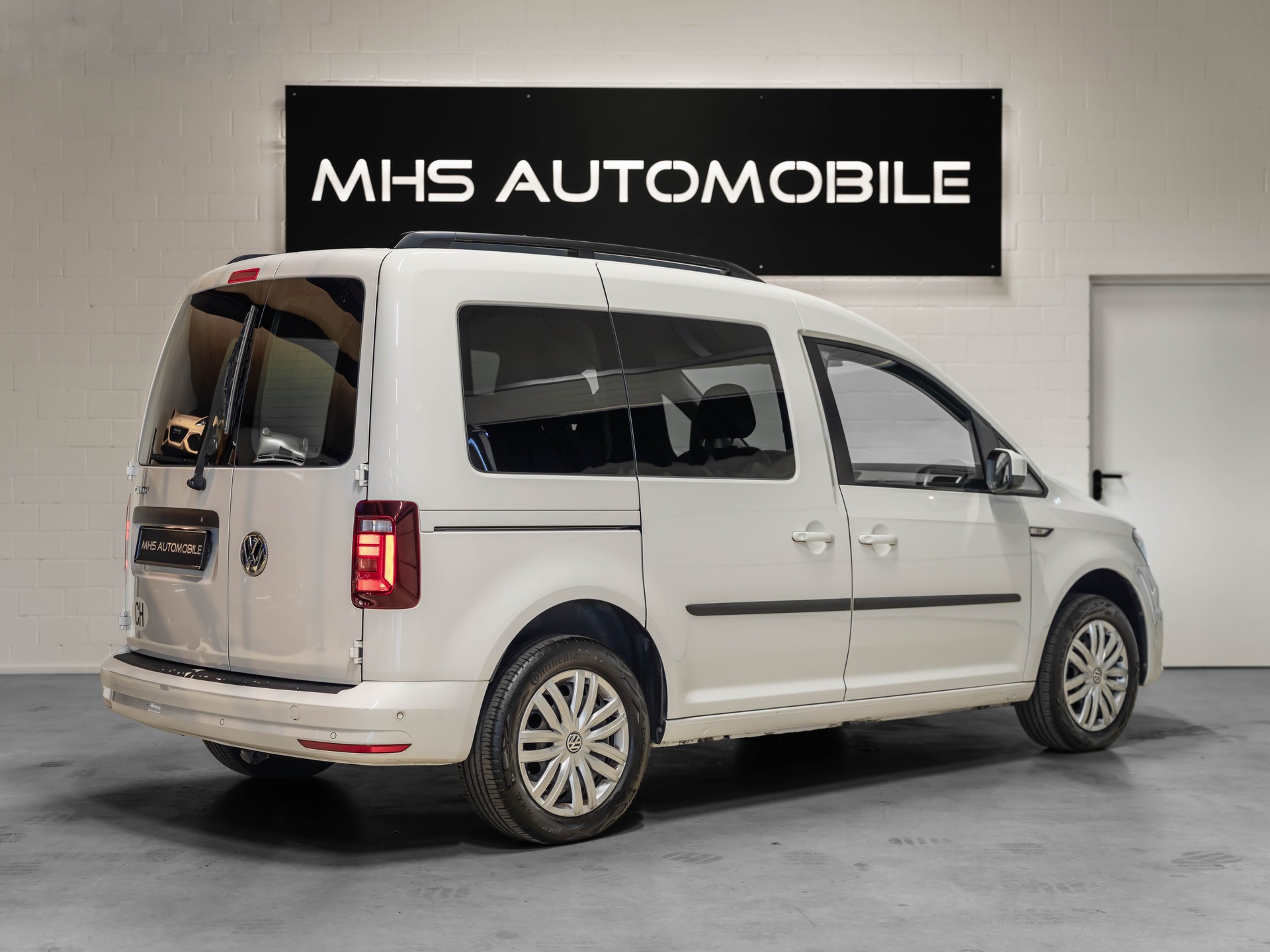 VW Caddy 1.4 TSI Trendline DSG-image-4