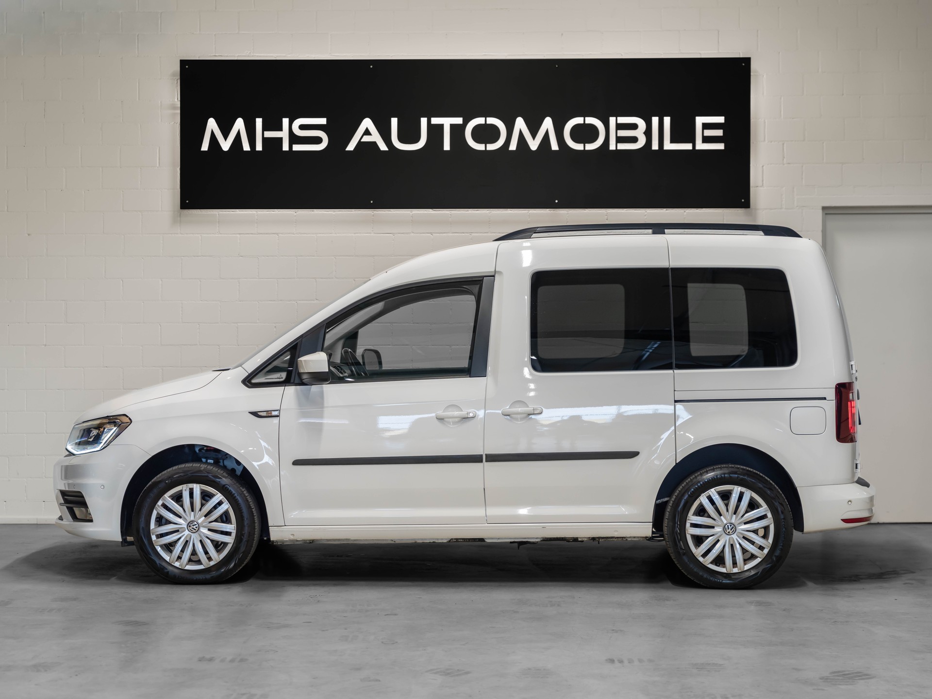 VW Caddy 1.4 TSI Trendline DSG-showroom-element-1