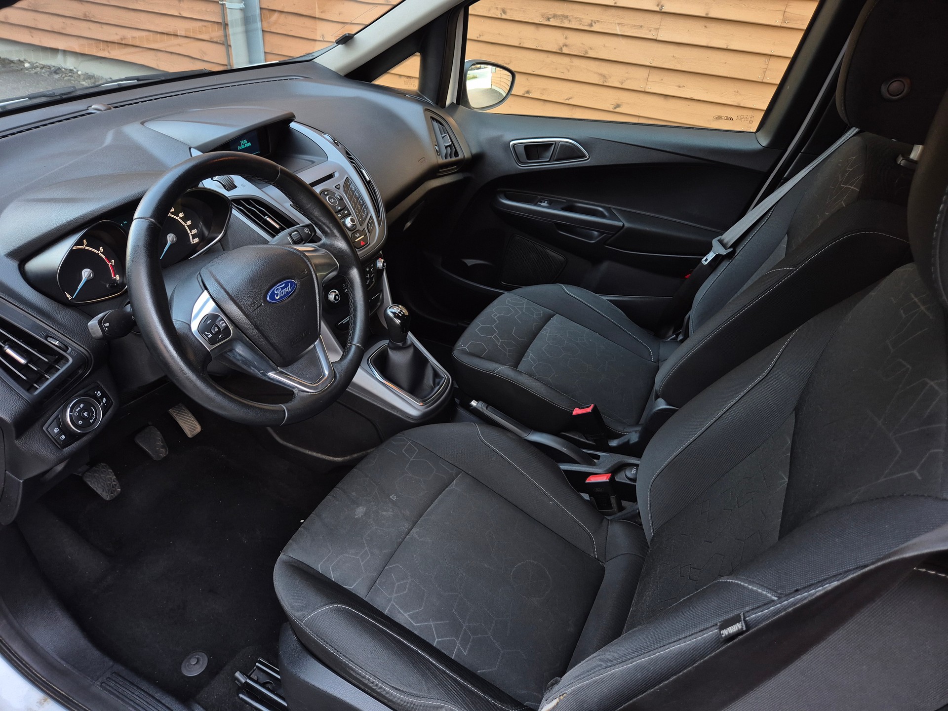 FORD B-Max 1.0 SCTi Trend-image-6