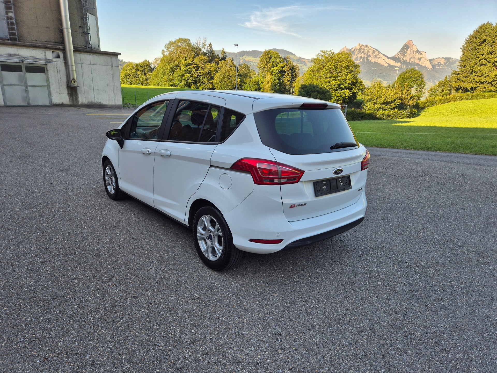 FORD B-Max 1.0 SCTi Trend-image-2