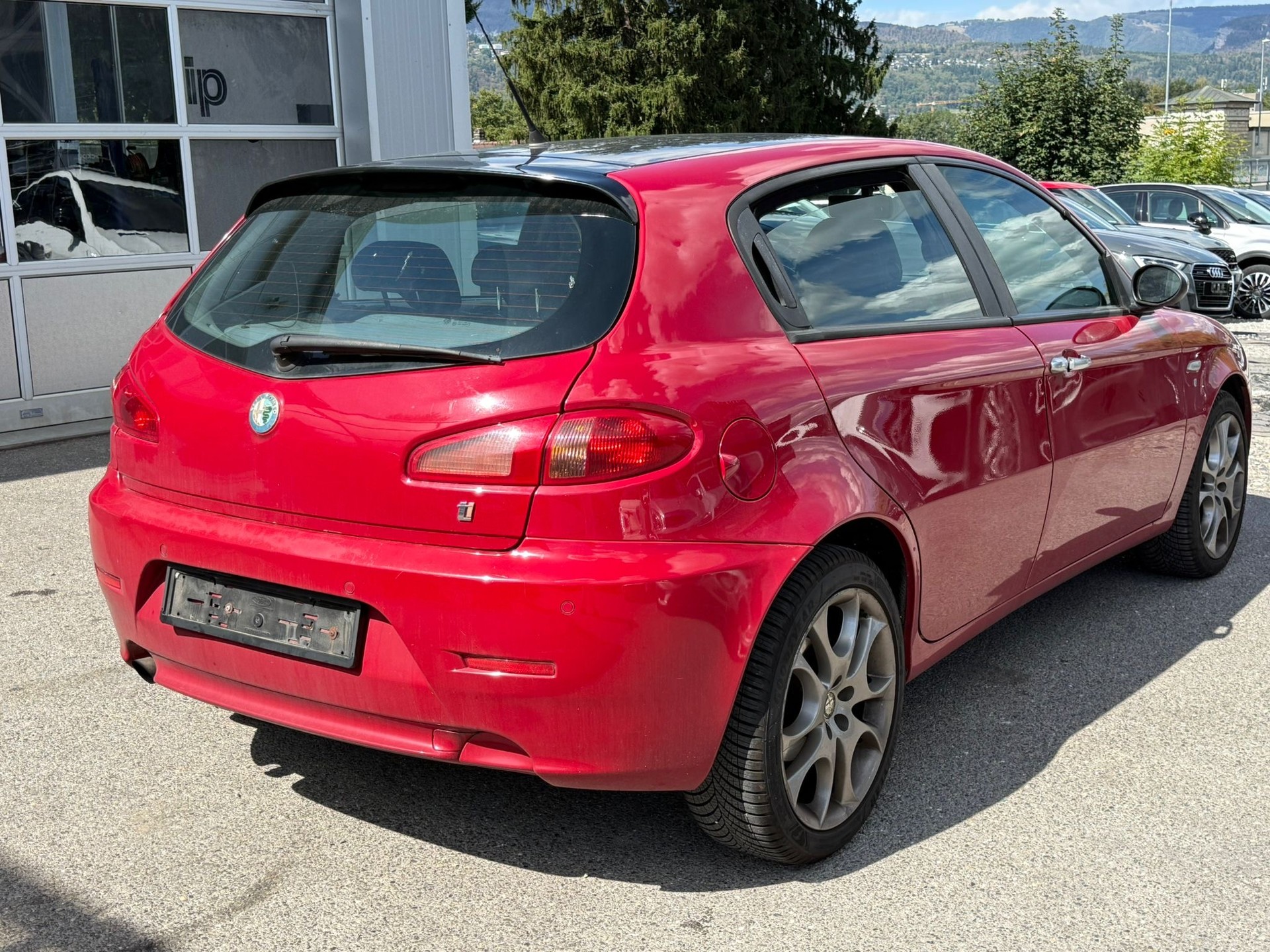 ALFA ROMEO 147 1.9 16V JTD Collezione-image-4