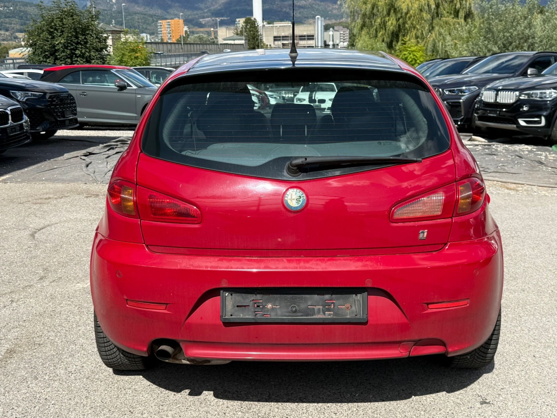 ALFA ROMEO 147 1.9 16V JTD Collezione-image-5