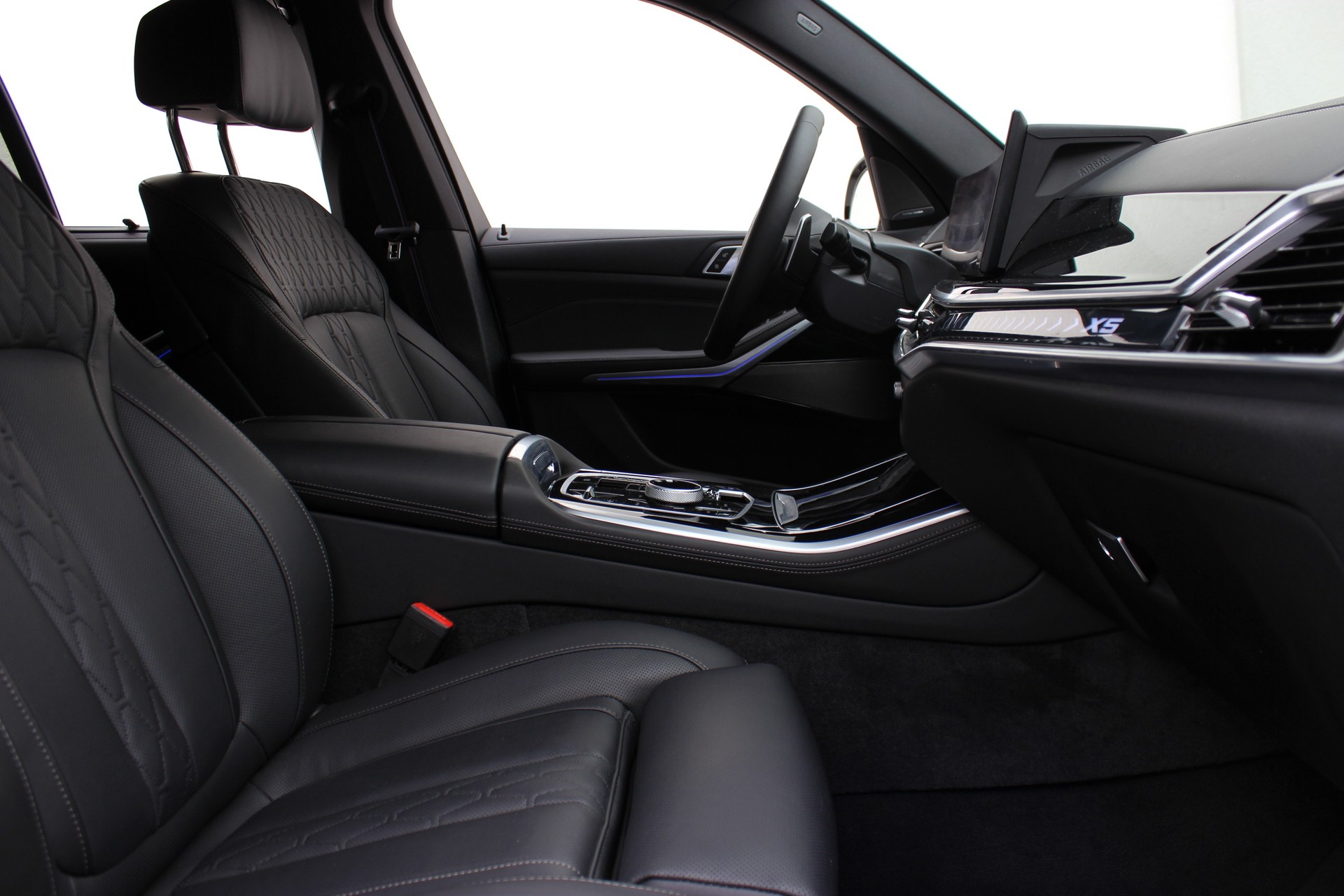 BMW X5 xDrive 48V 40d M Sport Pro *0.9%-LEASINGAKTION*-showroom-element-3