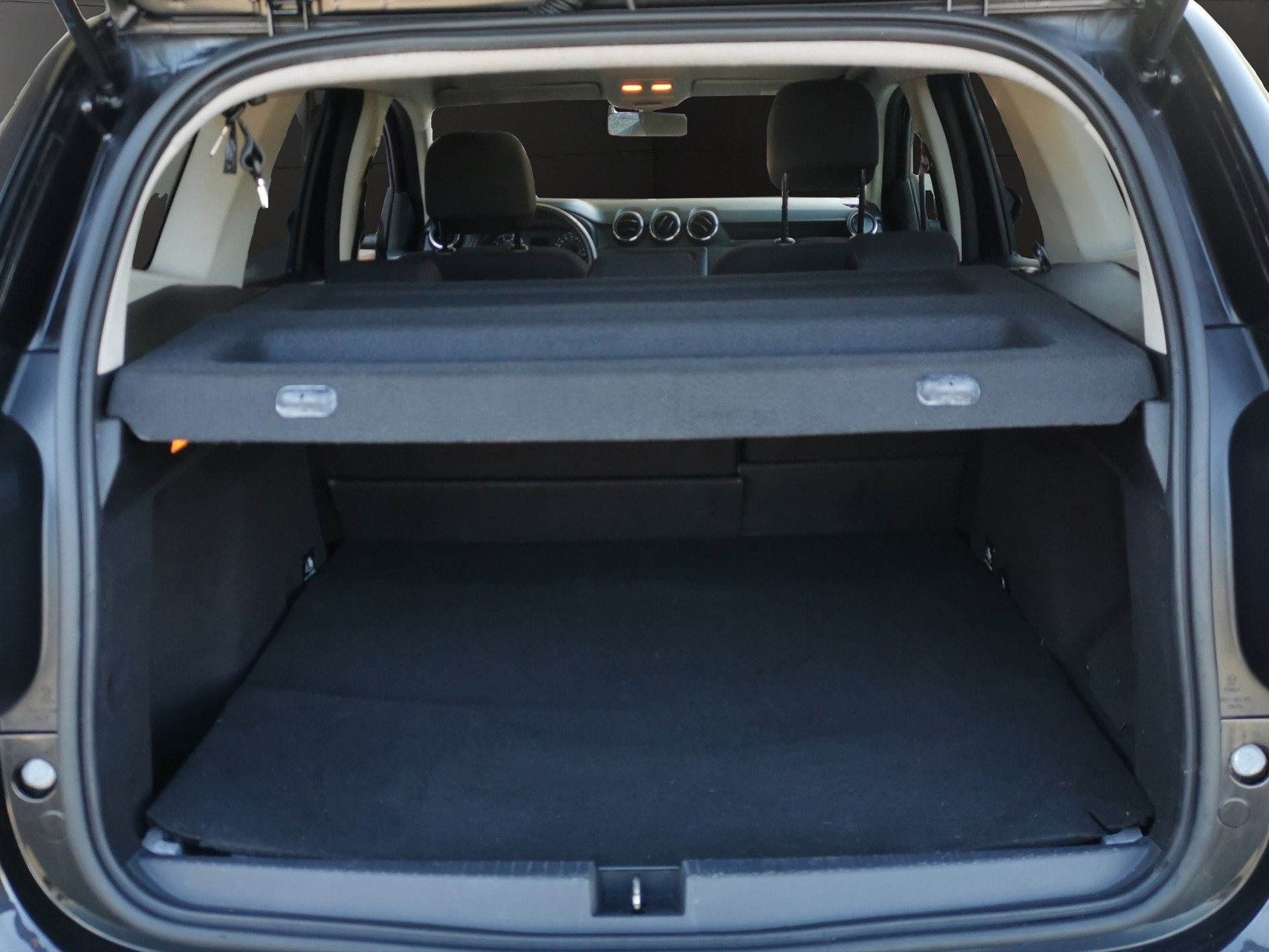DACIA Duster TCe 150 Ultimate 4x4-image-8