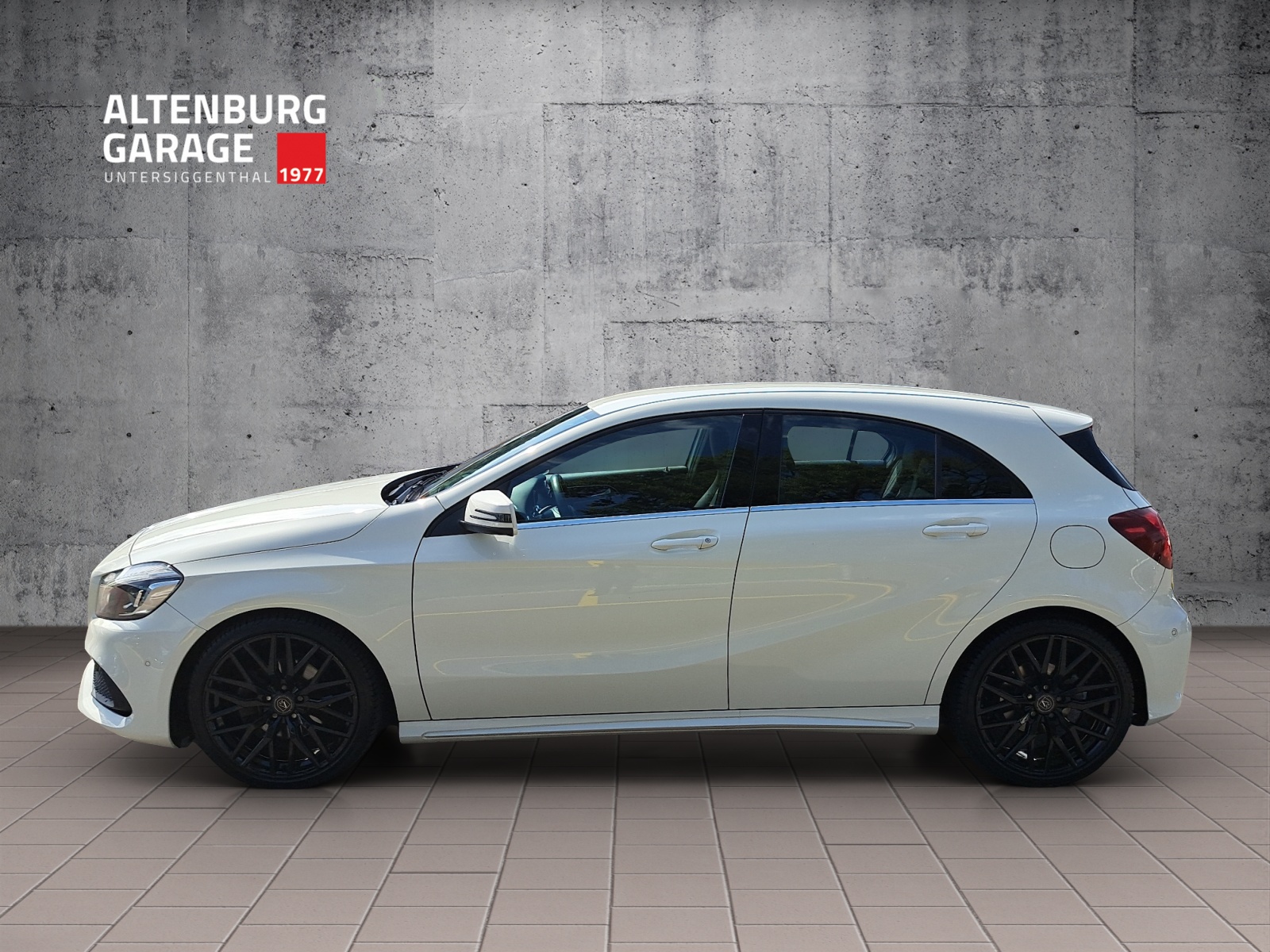 MERCEDES-BENZ A-CLASS W176 A 200 Style-showroom-element-1