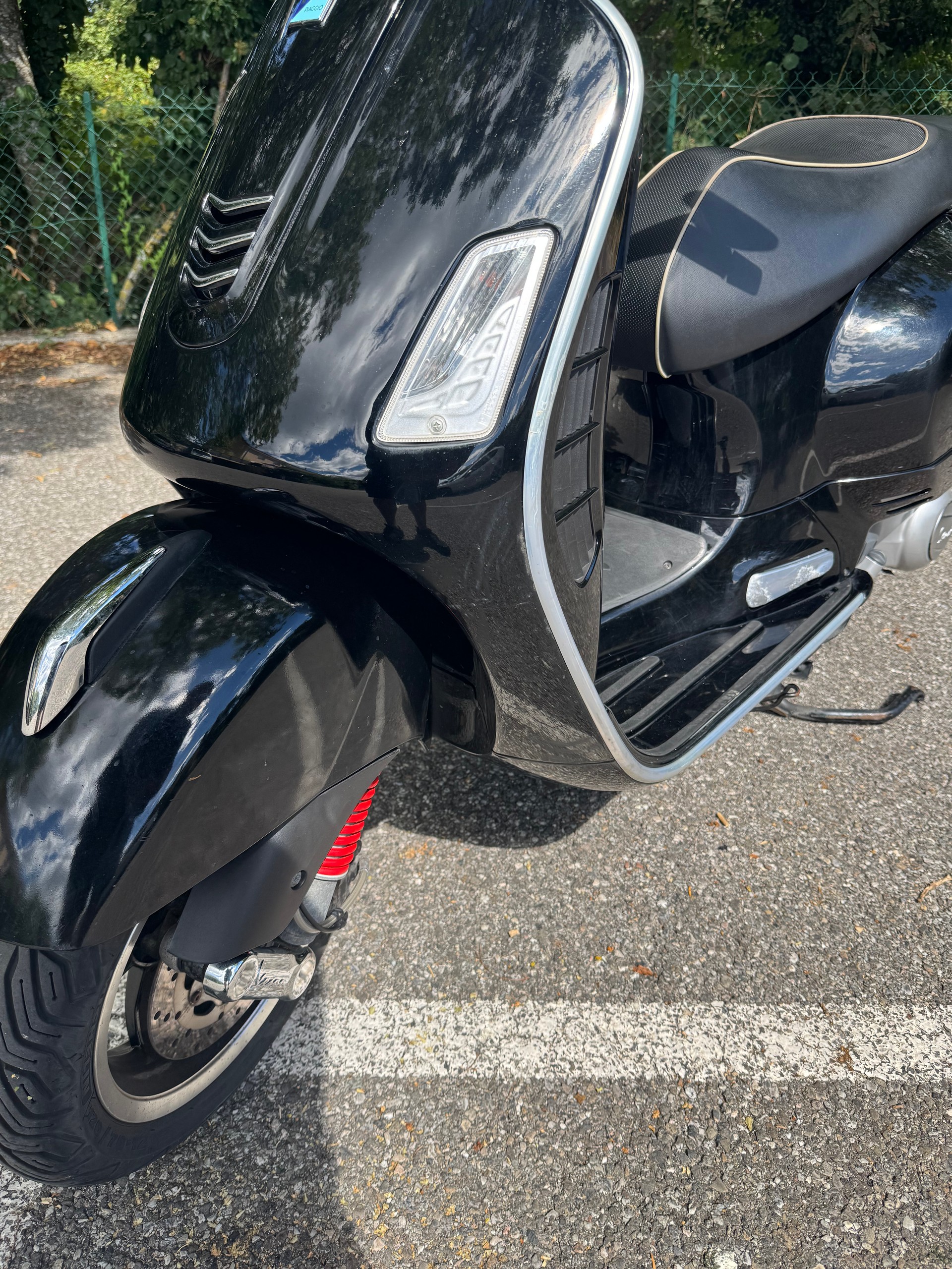 PIAGGIO Vespa GTS Super 300 i.e ABS-image-8