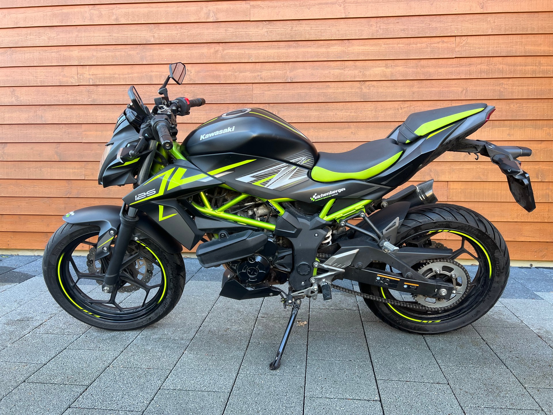 KAWASAKI Z 125-image-1