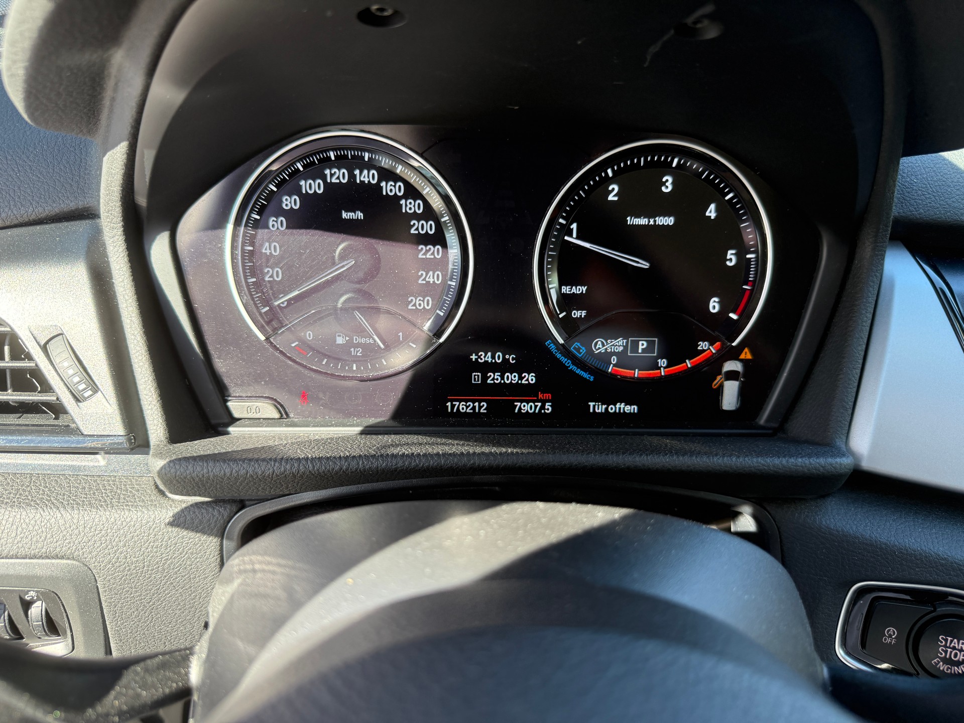 BMW 218d Gran Tourer Steptronic-image-9