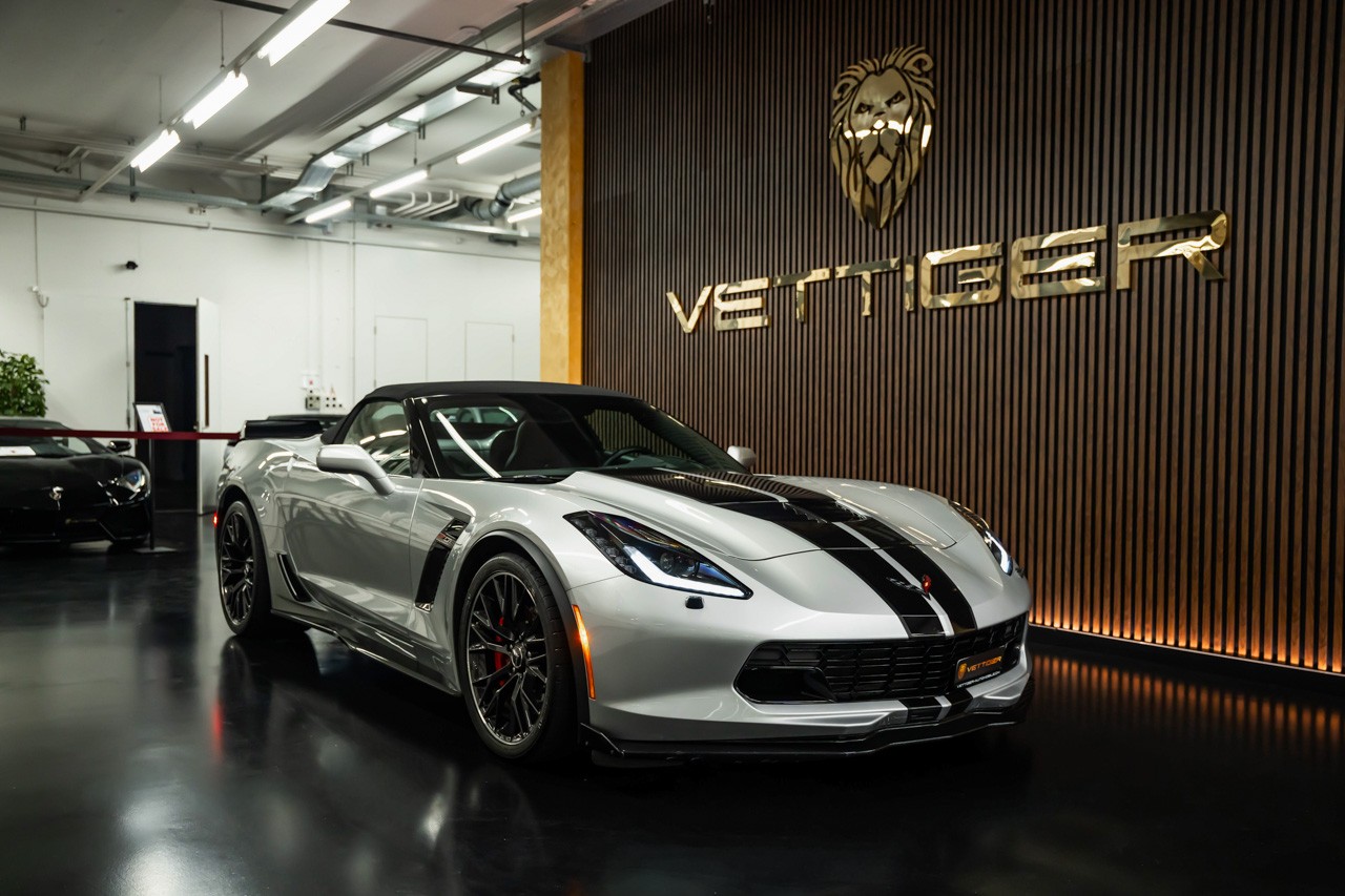 CHEVROLET Corvette Convertible Z06 3LZ Automatic-showroom-element-1