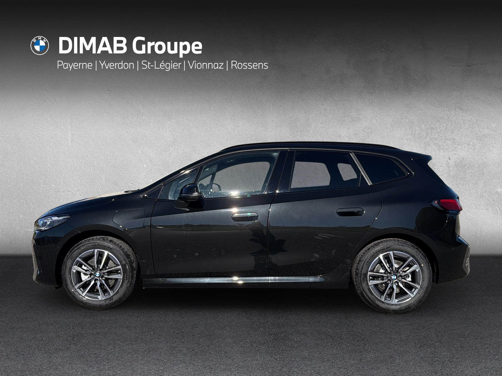BMW 225e xDrive Active Tourer M Sport-showroom-element-1