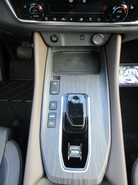 NISSAN Qashqai 1.5 VC-T Tekna-image-10