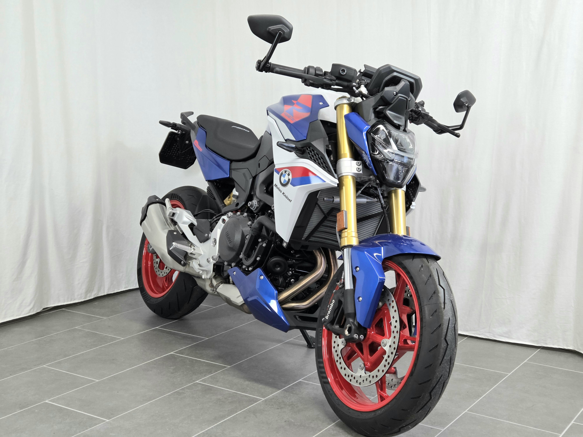BMW F 900 R Sport-image-1