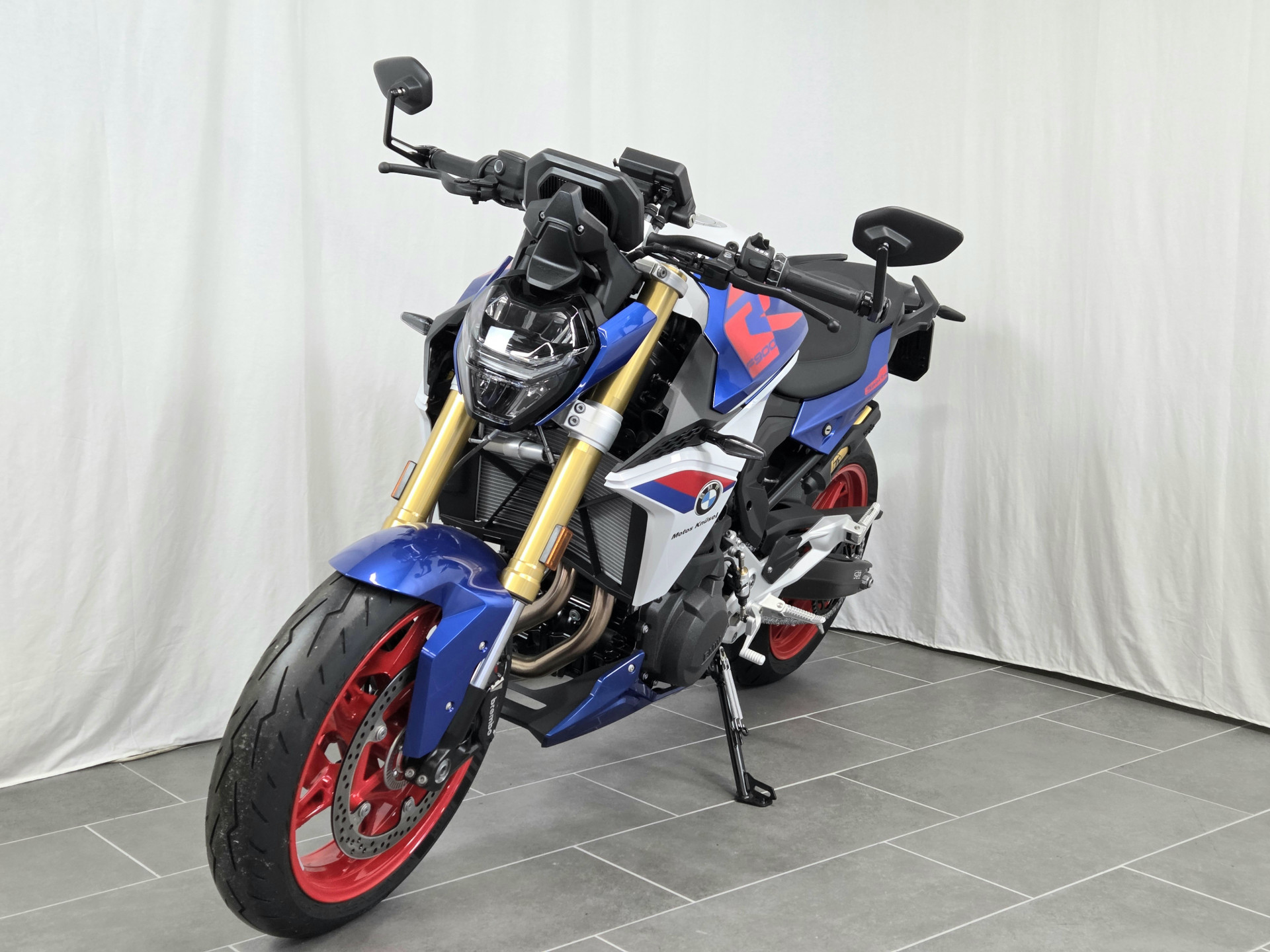 BMW F 900 R Sport-image-2