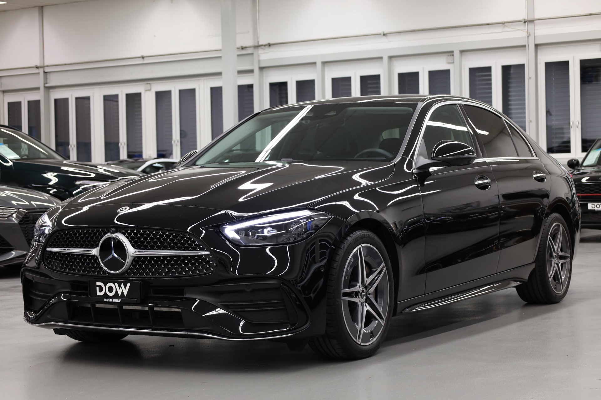 MERCEDES-BENZ C 200 AMG Line 4matic-showroom-element-1