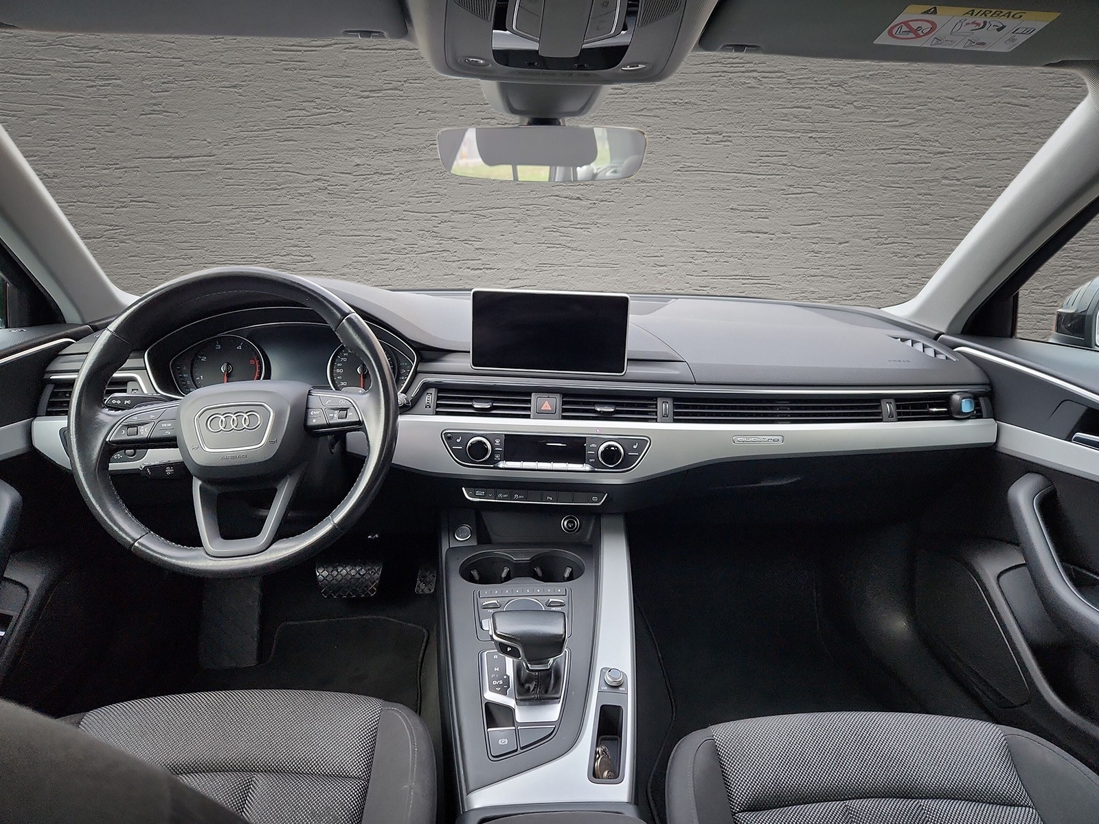 AUDI A4 Avant 2.0 TDI quattro S-tronic-image-6