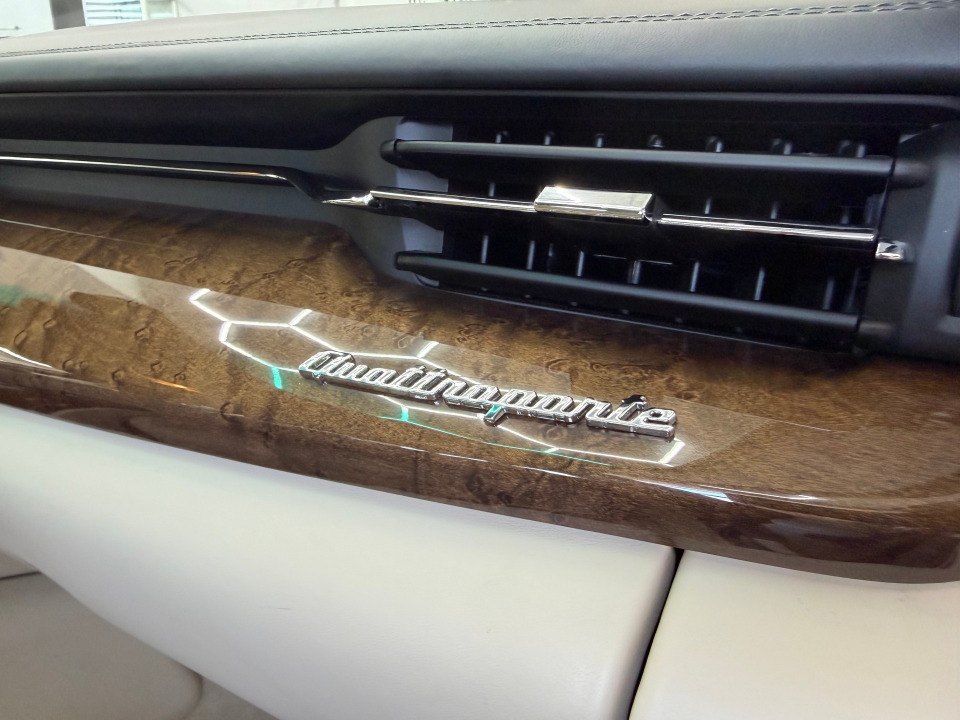 MASERATI Quattroporte 3.8 V8 GTS Nerissimo Automatica ⭐️-image-19