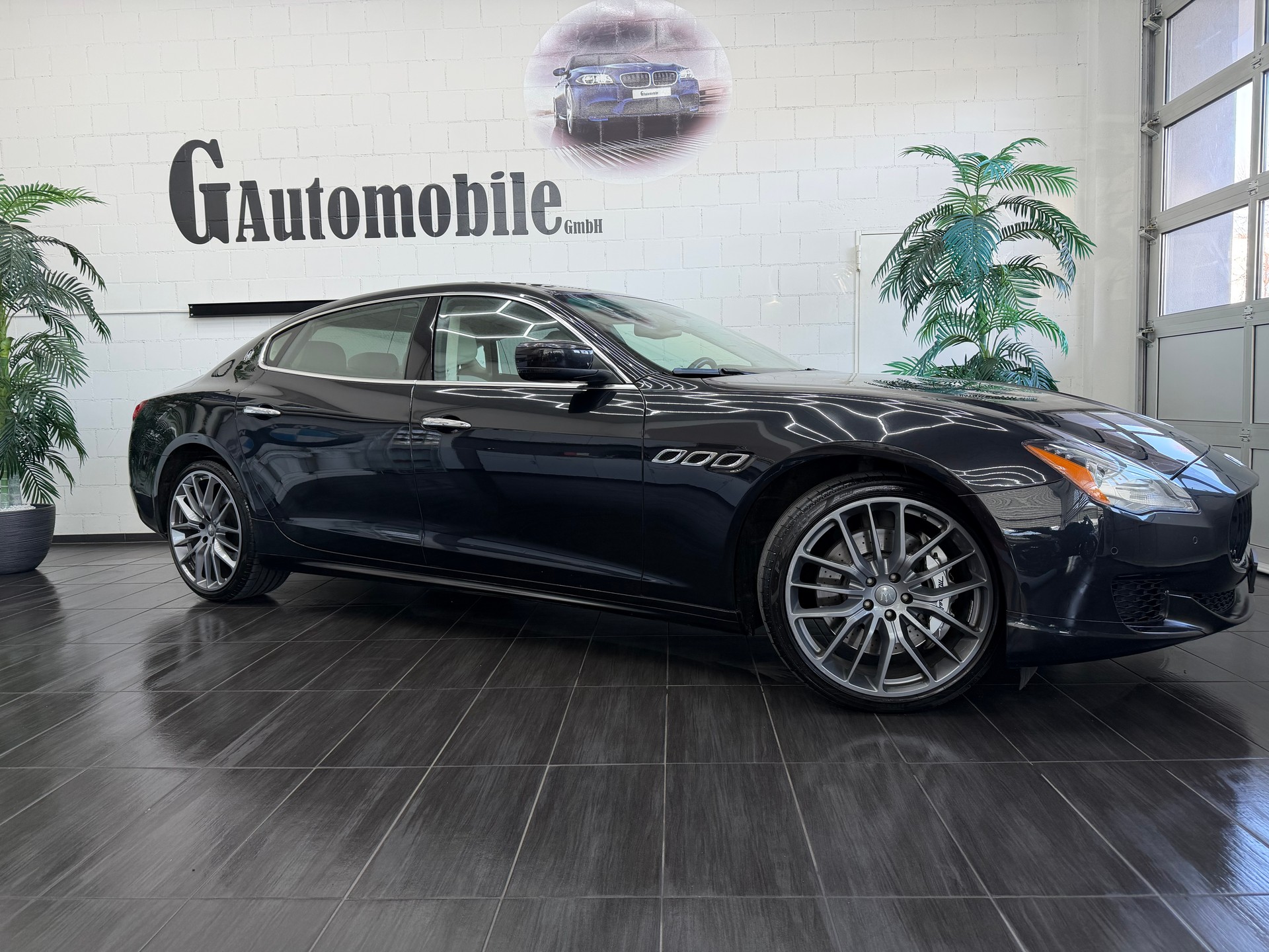 MASERATI Quattroporte 3.8 V8 GTS Nerissimo Automatica ⭐️-showroom-element-2