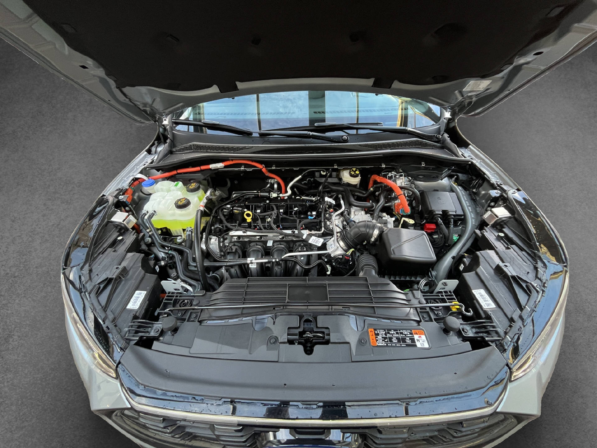 FORD Kuga 2.5 Hybrid ST-Line X 4x4-image-21