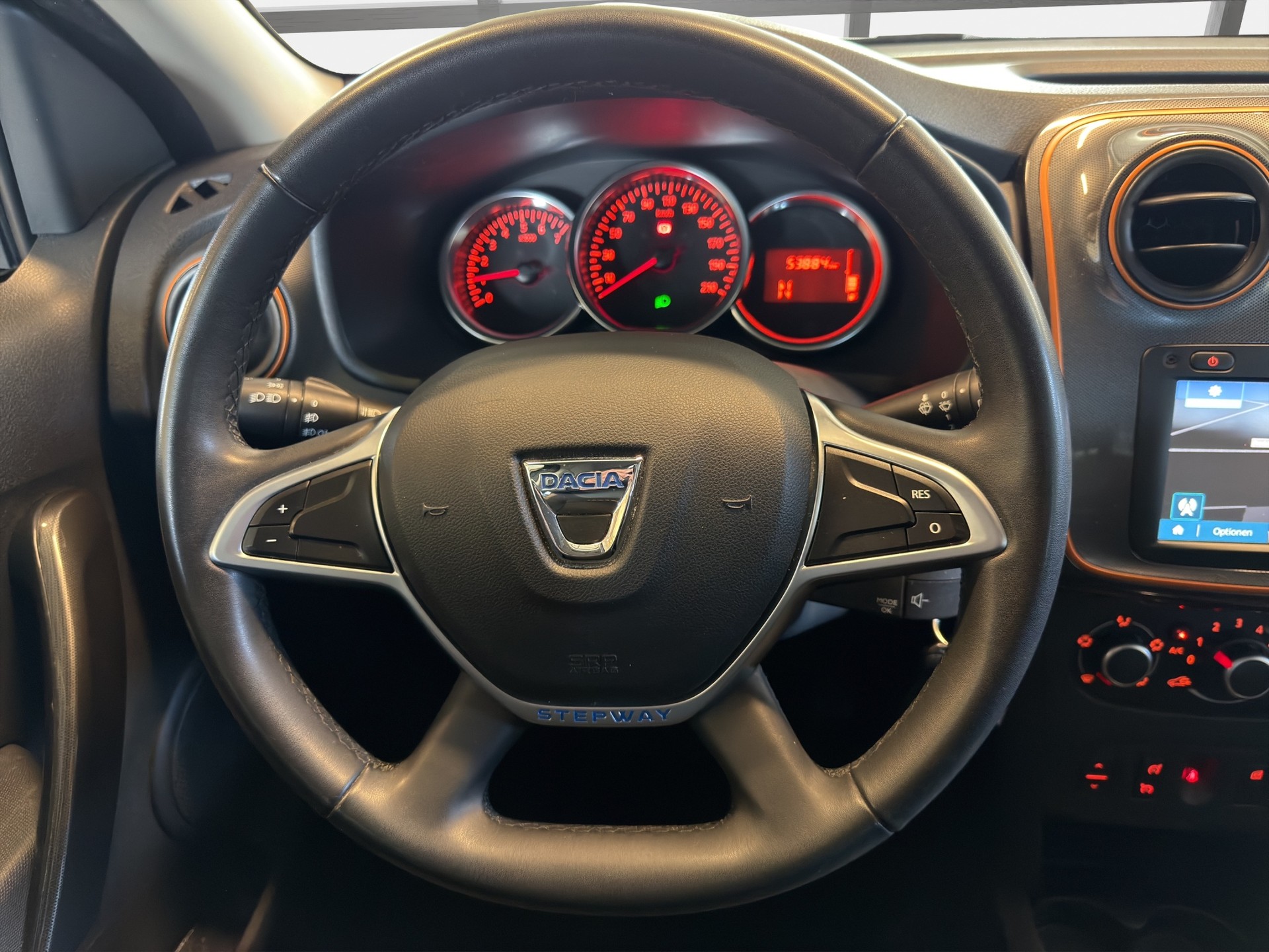 DACIA Logan MCV 0.9 Stepway Unlimited Automatic-image-12