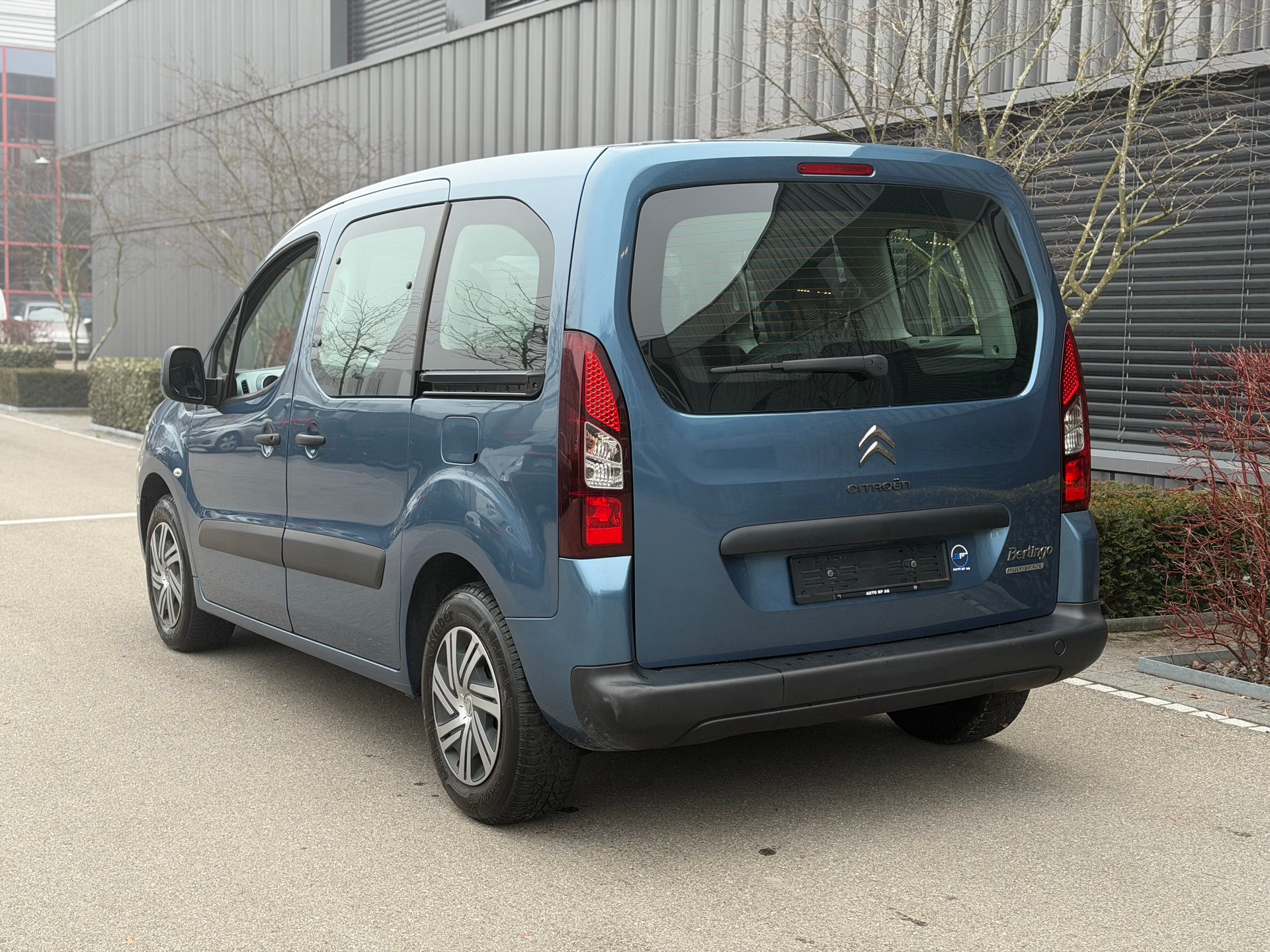 CITROEN Berlingo 1.6 e-HDi Séduction EGS6-image-6