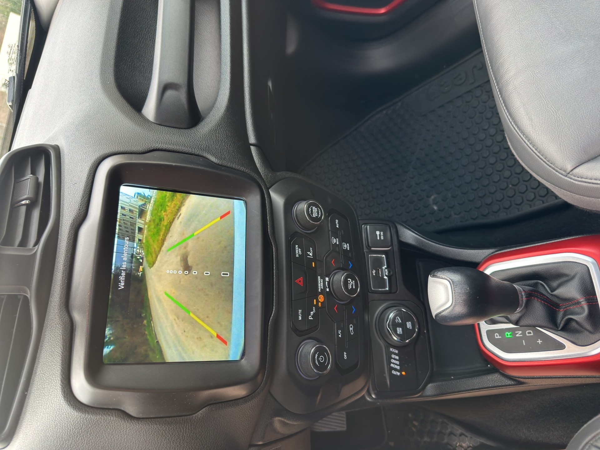 JEEP Renegade 2.0 MJ Trailhawk AWD + Low Range 9ATX-image-11