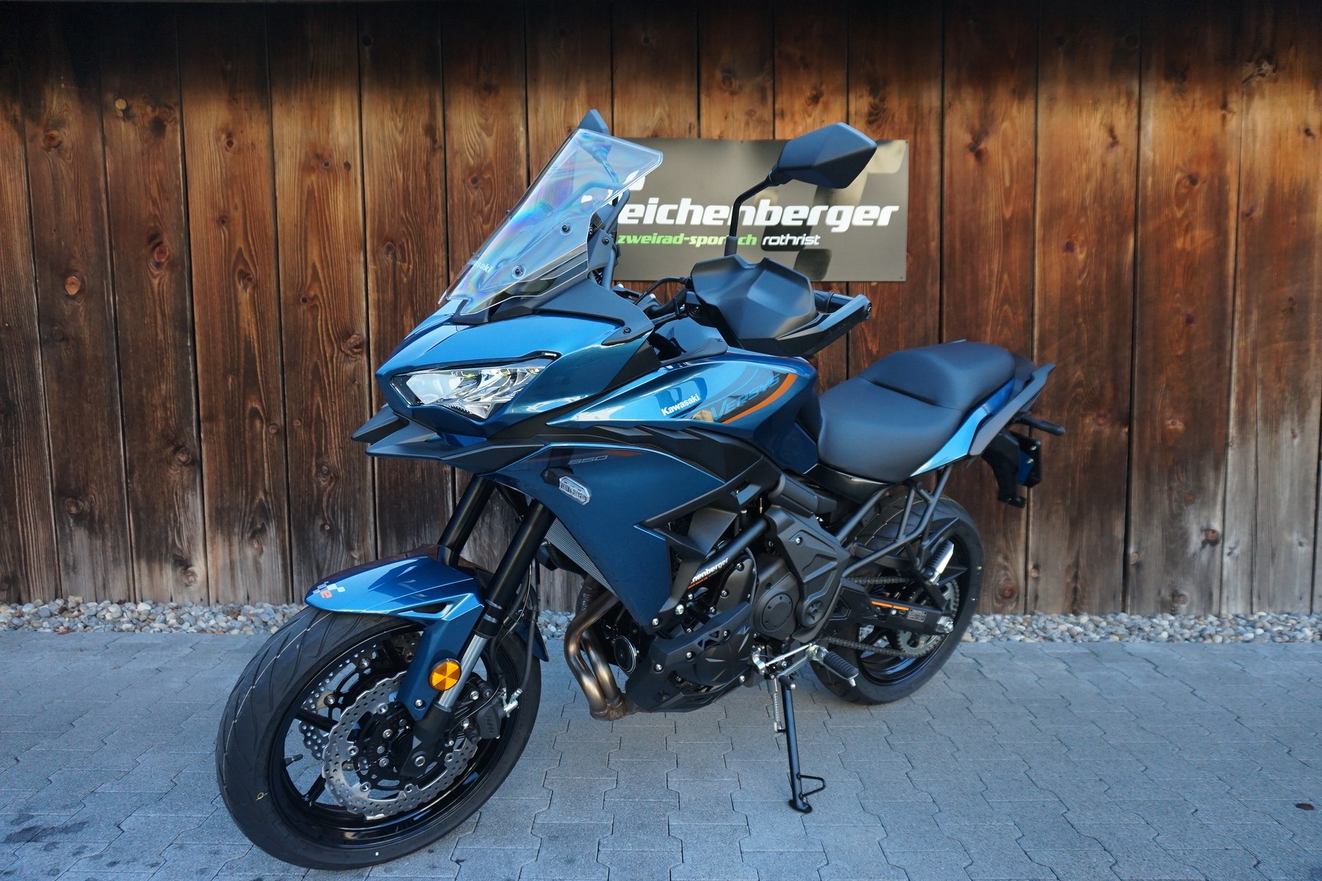 KAWASAKI Versys 650 ABS (35kW/49kW) MY26-image-1