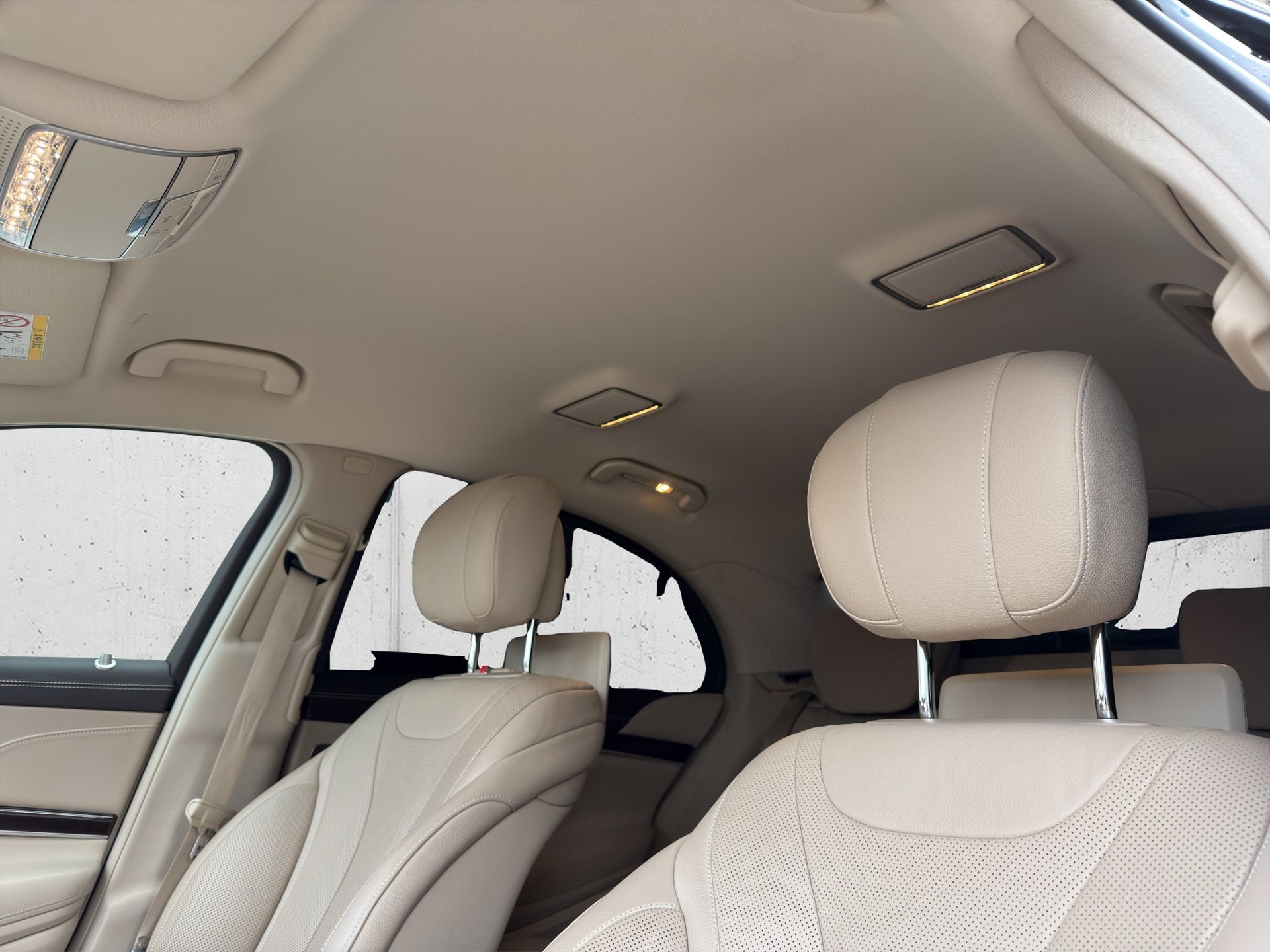 MERCEDES-BENZ S 560 L 4Matic 9G-Tronic-image-26