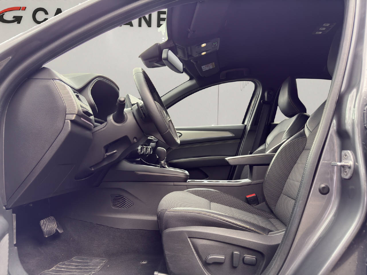 RENAULT Arkana 1.3 TCe techno EDC-showroom-element-3