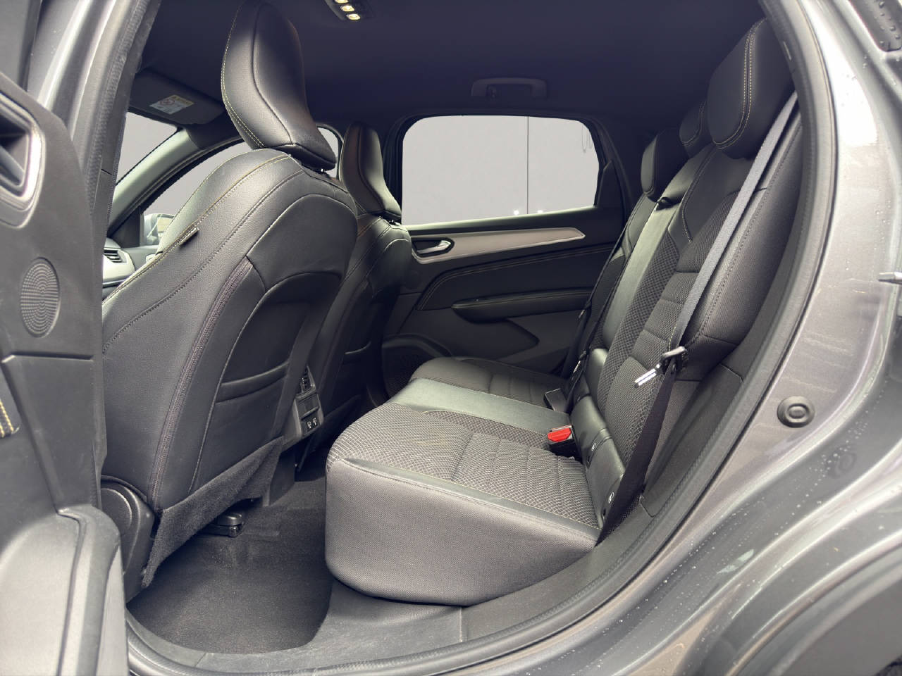 RENAULT Arkana 1.3 TCe techno EDC-image-10