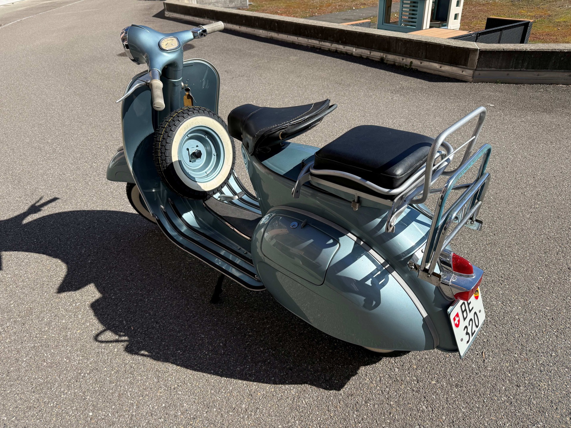 PIAGGIO Vespa VNT 1-image-0