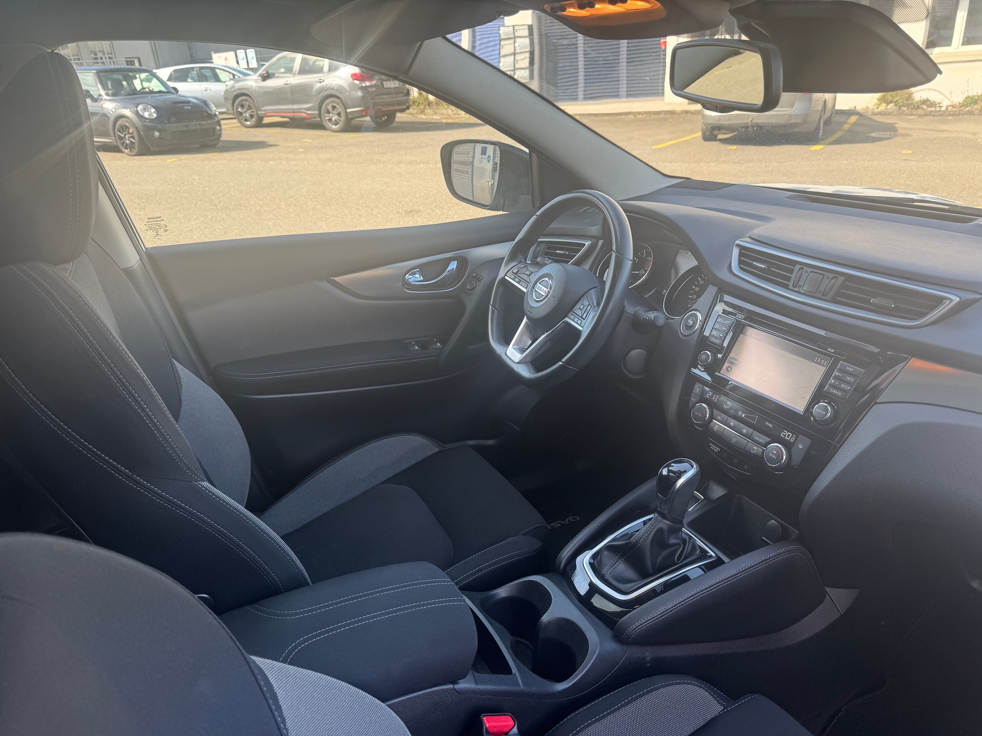 NISSAN Qashqai 1.2 DIG-T tekna+ Xtronic CVT-image-10