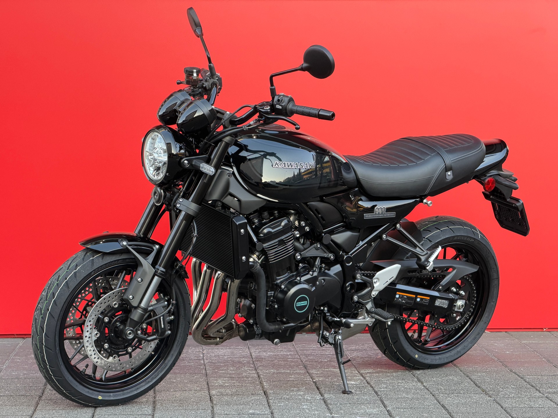 KAWASAKI Z 900 RS (70kW) Black Ball Edition-image-1