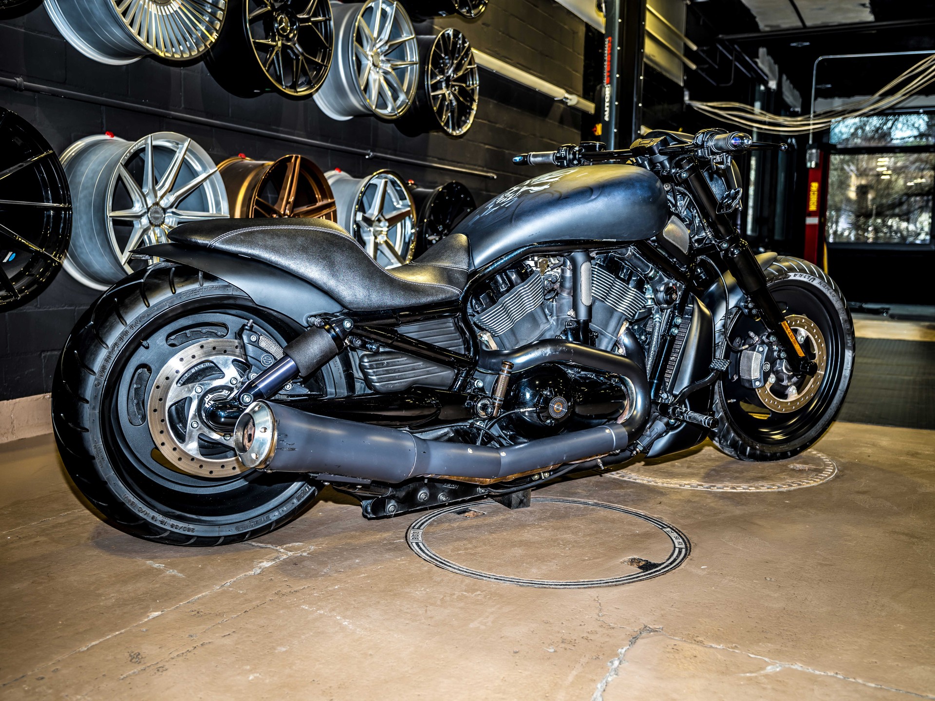 HARLEY-DAVIDSON VRSCDX Night Rod Special ABS-image-1