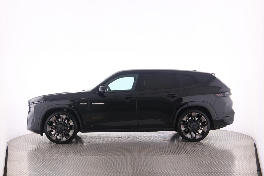 BMW XM Plug-in Hybrid-showroom-element-3
